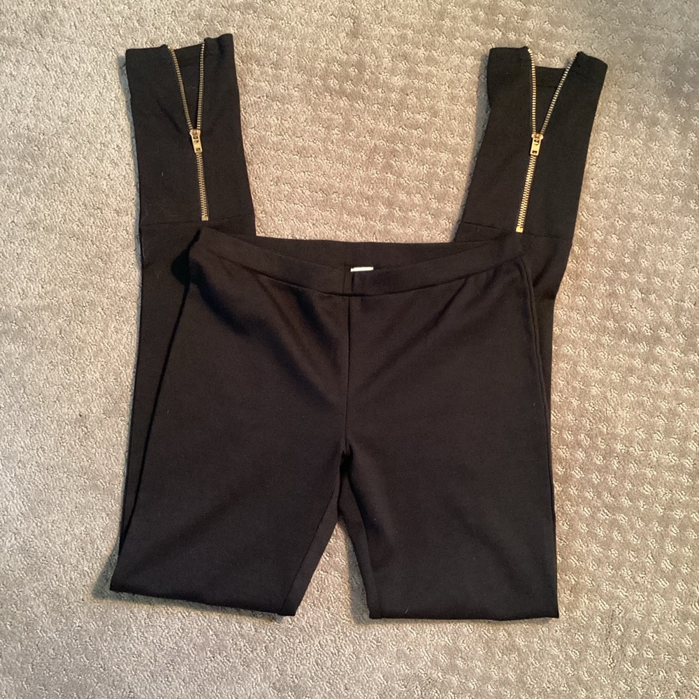 Trouvé Black High-Waist Leggings w/Gold Zipper Detail in back at ankle,stretch,M